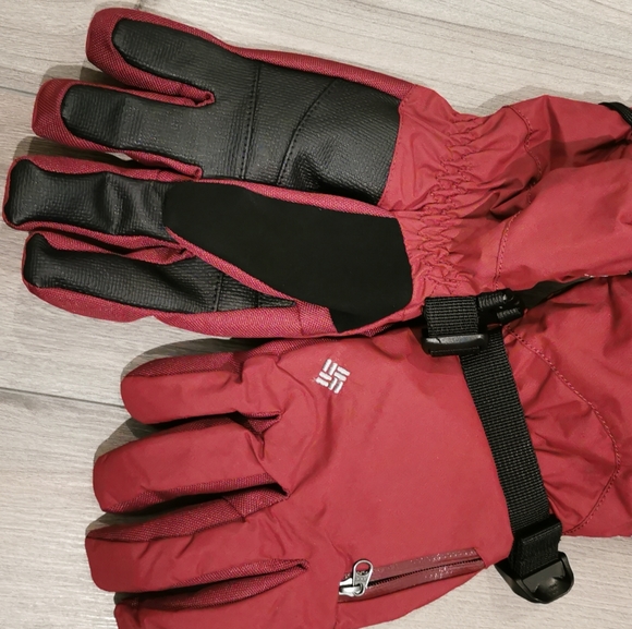 NWOT Women's Bugaboo gloves - Picture 2 of 4